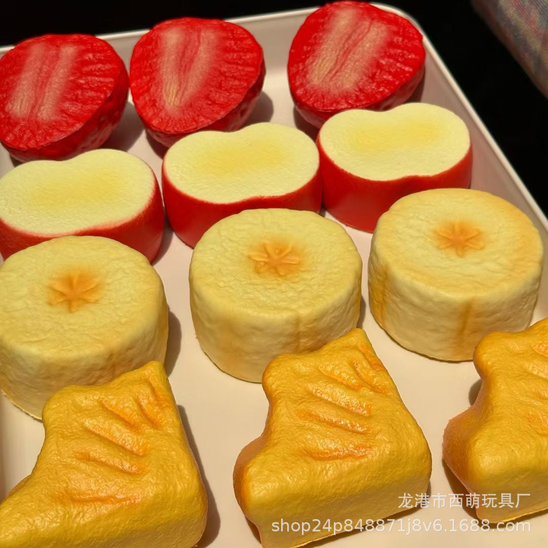 🍍🍌 Moozy Fruit Pie พายผลไม้ Squishy ของแท้ เลือกได้ 2 ลาย พายสับปะรด/พายกล้วย เนื้อนุ่ม Slow Rising