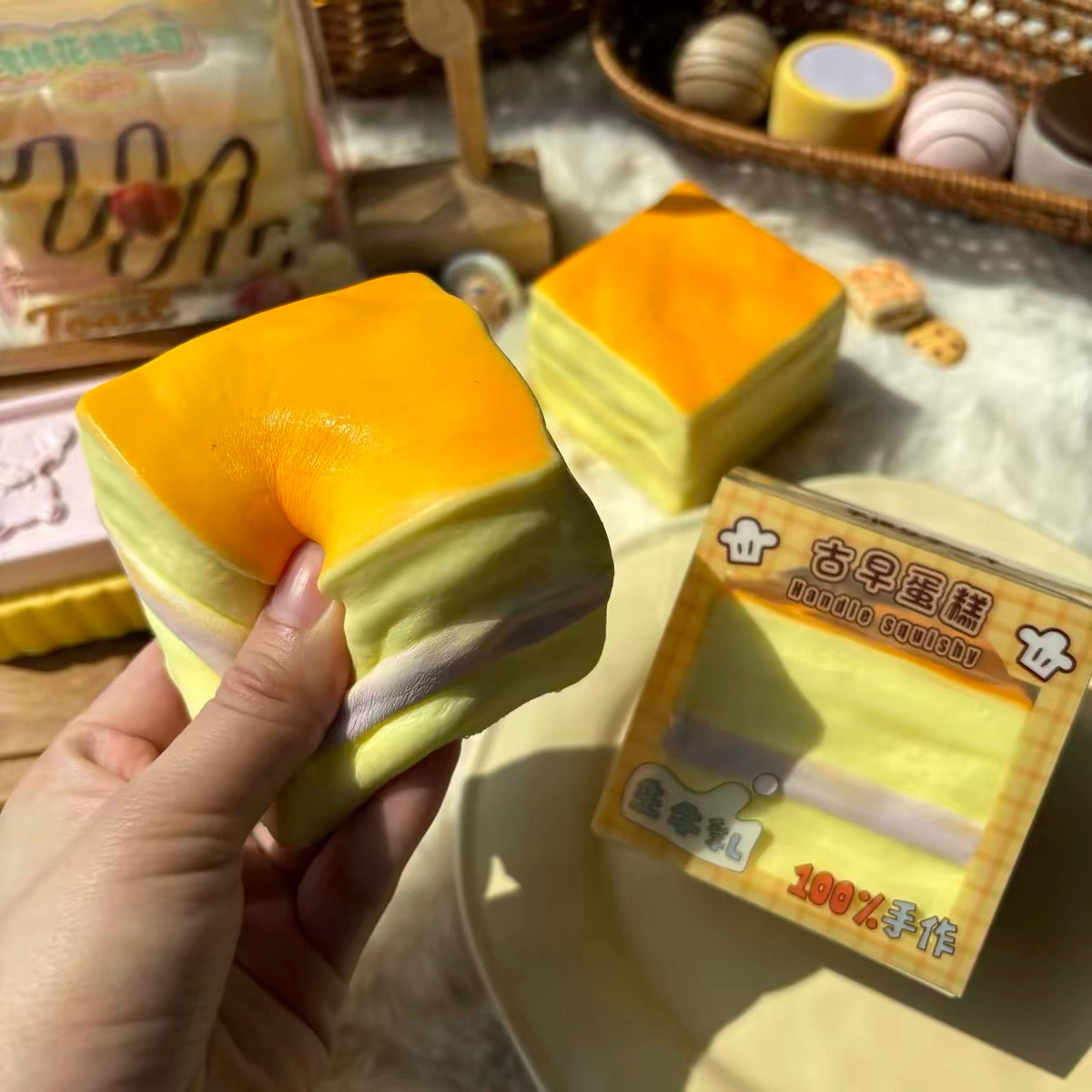 🍠🍰 Moozy Purple Sweet Potato Cake Squishy เค้กโบราณมันม่วง ของแท้ 100% เนื้อนุ่ม Slow Rising ของเล่นบีบคลายเครียด ของสะสมพรีเมียม