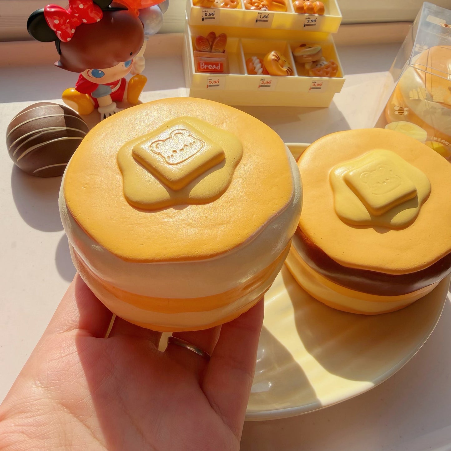 🥞🐻 Moozy Little Bear Cream Pancake Squishy แพนเค้กครีมหมี ของแท้ 100% เนื้อนุ่ม Slow Rising ของเล่นบีบคลายเครียด ของสะสมพรีเมียม