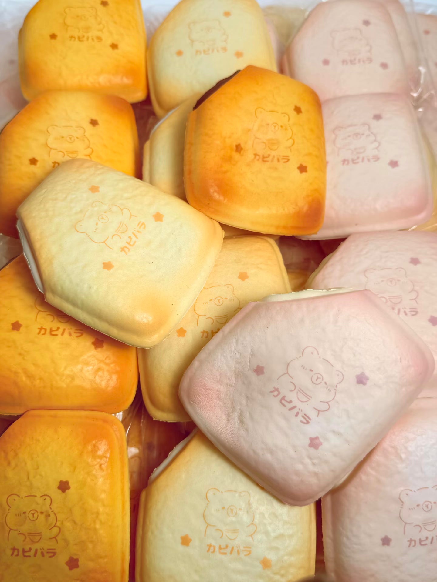 🍞🦫 Moozy Capybara Pocket Bread ขนมปังคาปิบาร่า Squishy ของแท้ เนื้อนุ่ม Slow Rising มี 3 แบบ ของสะสมพรีเมียม