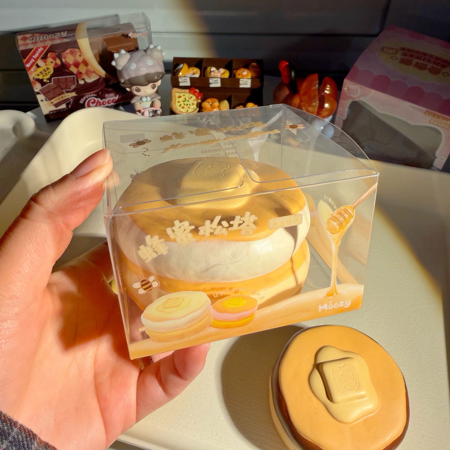 🥞🐻 Moozy Little Bear Cream Pancake Squishy แพนเค้กครีมหมี ของแท้ 100% เนื้อนุ่ม Slow Rising ของเล่นบีบคลายเครียด ของสะสมพรีเมียม