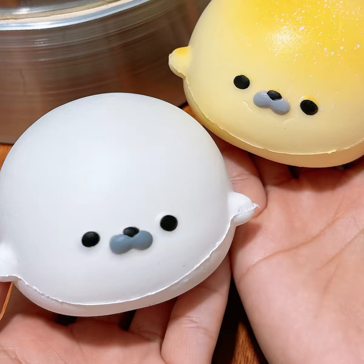 🦭🤍 Hachimi Little Seal แมวน้ำน้อย Squishy ของแท้ เนื้อนุ่ม Slow Rising พร้อมกล่อง ของสะสมพรีเมียม