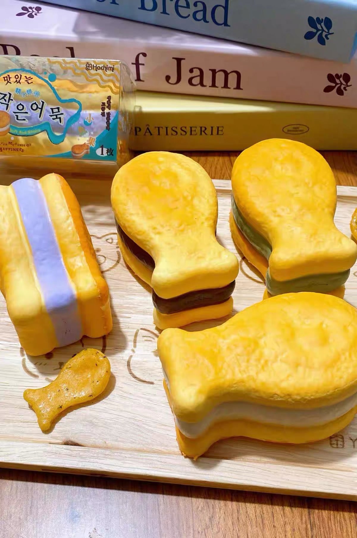 Hachimi Little Fish Bread Squishy Set 4 ชิ้น ขนมปังปลาญี่ปุ่น Slow Rising Squishy บีบคลายเครียด นุ่มพิเศษ รุ่นพรีเมียม🐟🐠